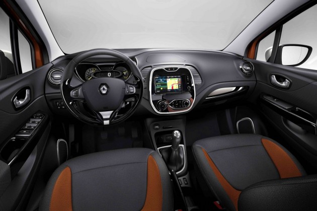 Renault-Captur_interior