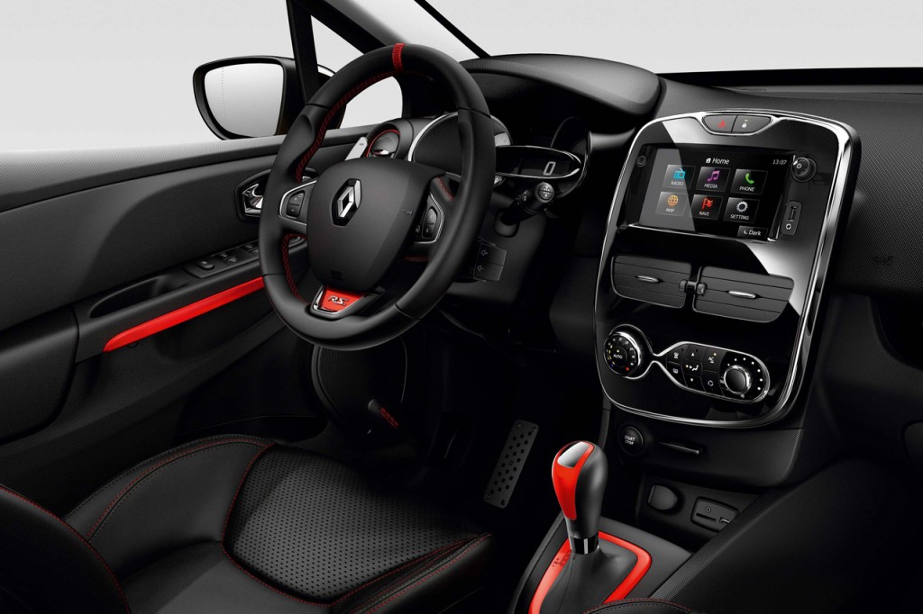 Renault-Clio-RS_interior