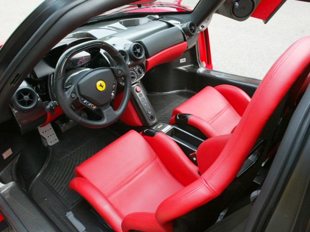 Ferrari-Enzo-Interior-1280x960