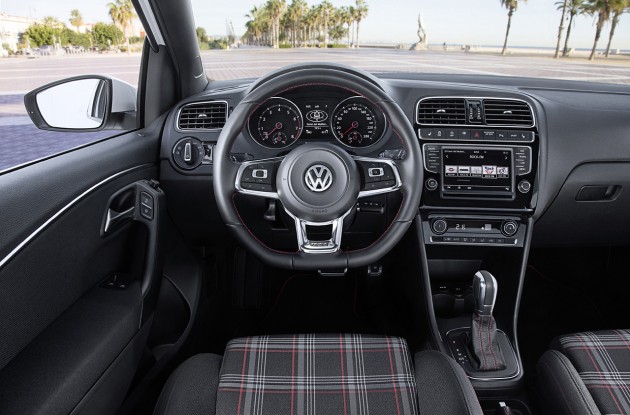 interior Volkswagen Polo GTI